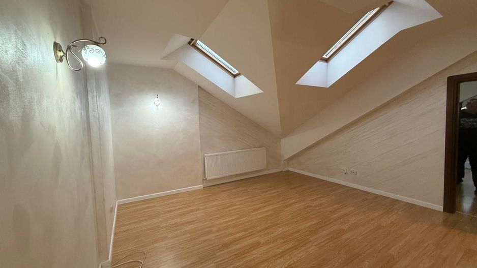 APARTAMENT 2 CAMERE  | 80 MP | 300 EURO | RĂDĂUȚI - Poză 3