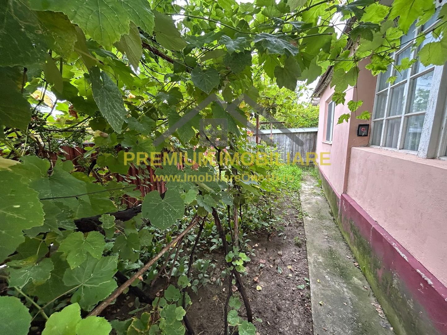 Proprietate de vânzare | 15 km de Onești, DN11 – direcția Bacău - Poză 17