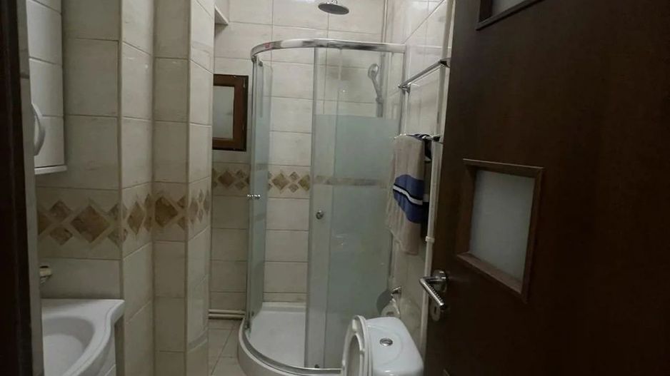 De Inchiriat apartamemt 2 Camere Unirii - Centrul Istoric sect 1 - Poză 8
