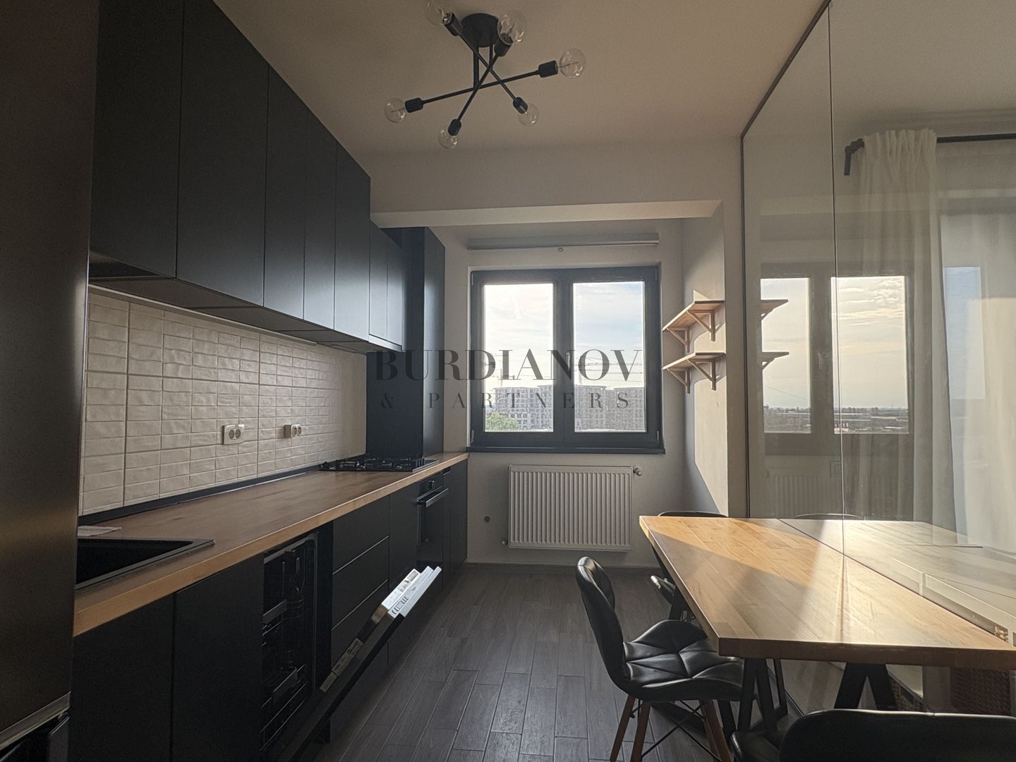 Apartament cu 2 camere de închiriat - metrou Valea Ialomiței - Poză 8