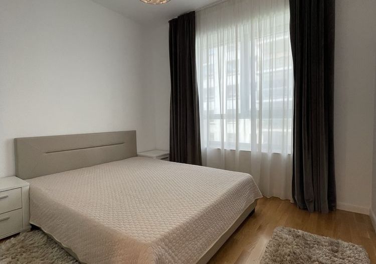 Inchiriez ap. 2 camere & loc parcare subteran - Luxuria - Poză 1