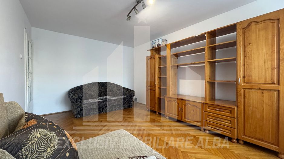 Apartament 3 camere decomandate | 66 mp | Etaj intermediar | Tolstoi - Poză 1