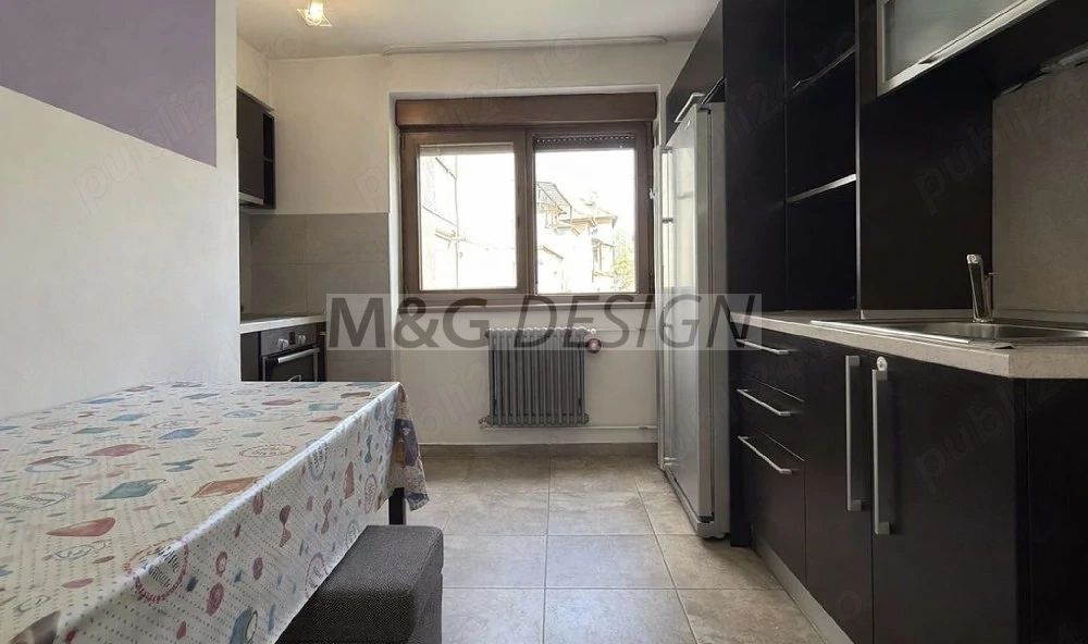 Apartament 4 camere zona Medicina - Poză 1