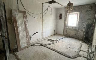 Apartament de vânzare 2 camere Gherla zona Centrala - Poză 5