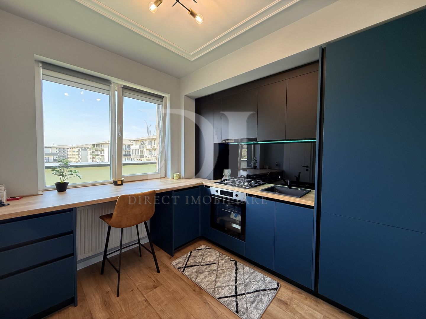 Apartament ultramodern  / decomandat /  Zona Terra - Poză 4