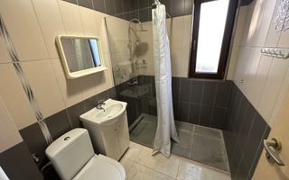 Casă / Vilă cu 4 camere de vanzare  în zona Aradului - Poză 20
