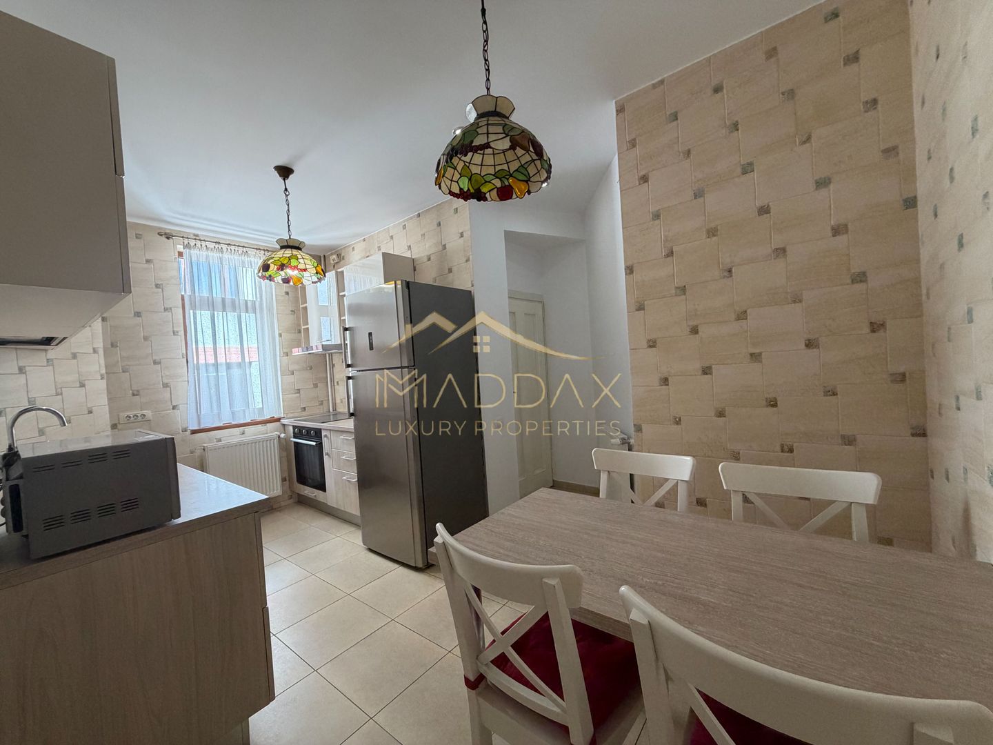 Apartament de inchiriat /4 camere in vila *153mp* +parcare / Dorobanti Capitale - Poză 18
