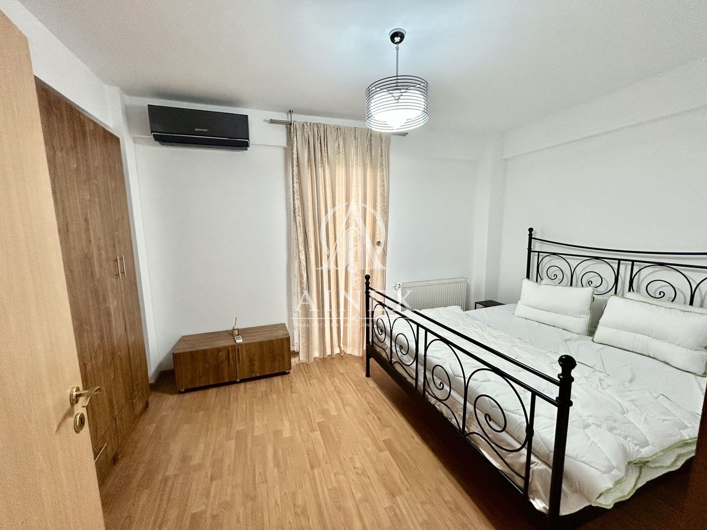 OCAZIE APARTAMENT 2CAMERE LIPOVEI - Poză 4