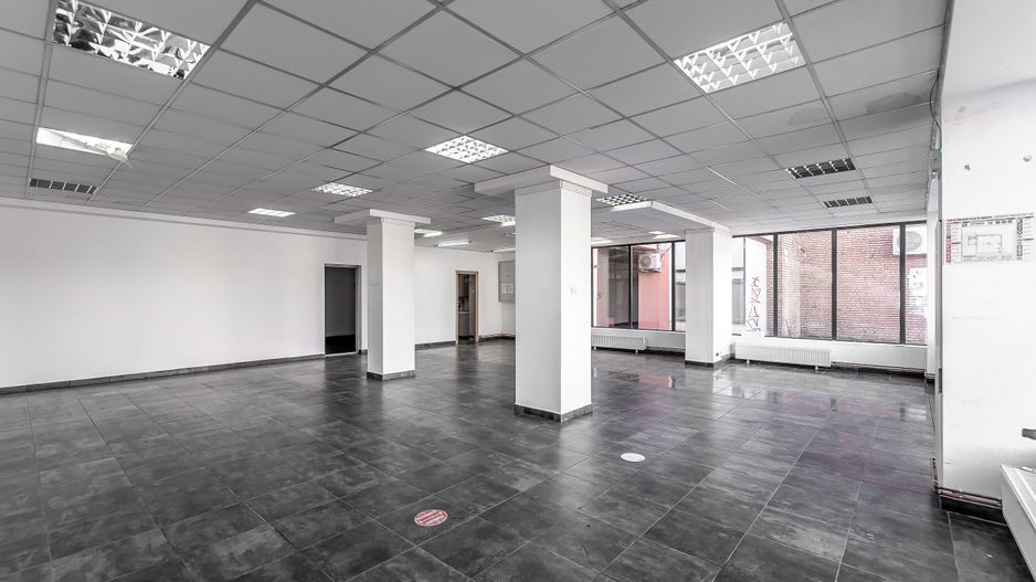 Spațiu comercial cu vitrină de 20 m, Micalaca Arad. - Poză 10