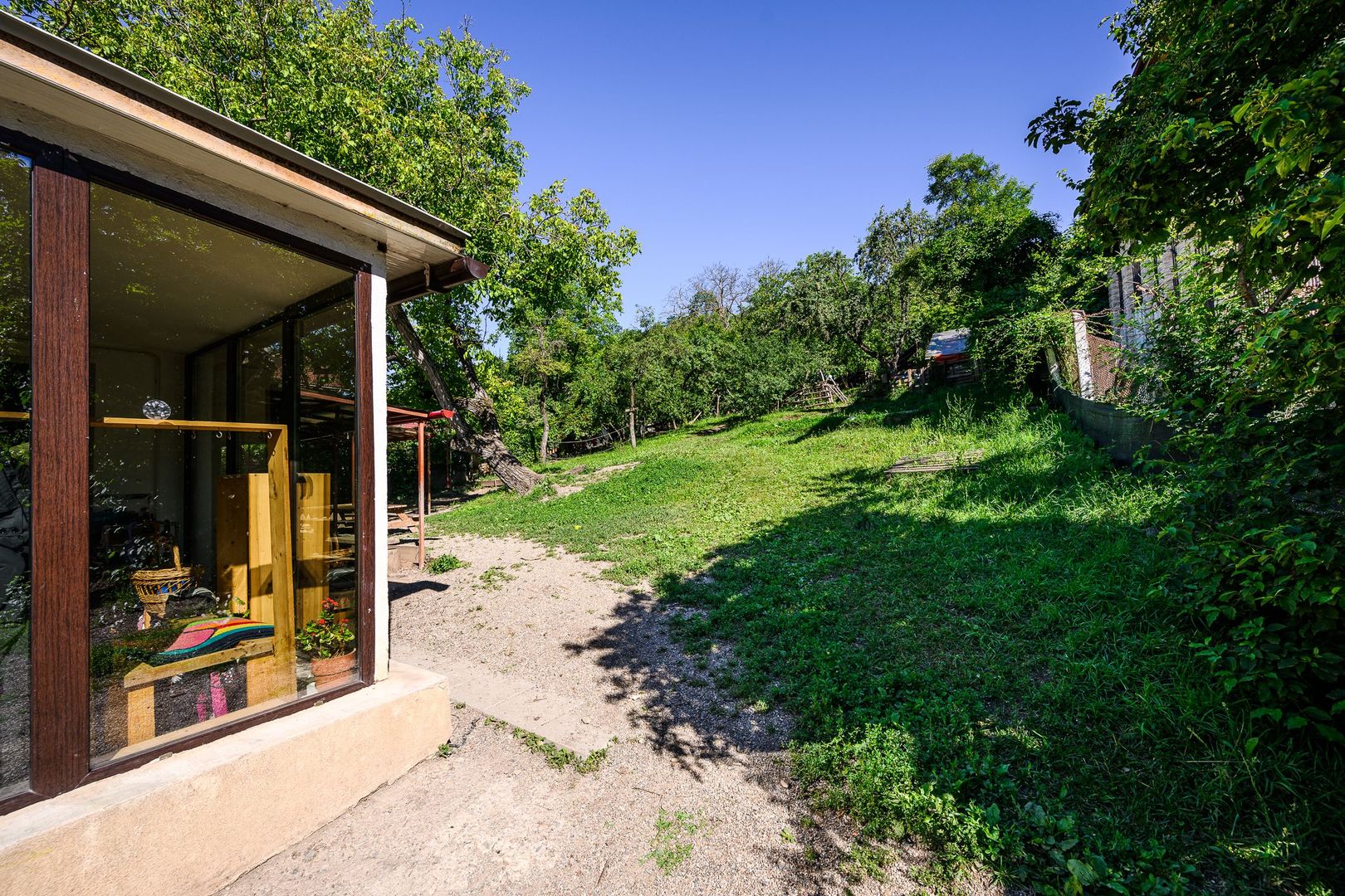 Casa 200MP cu teren de 2.050MP - Grigorescu - Str.Donath 20 - Poză 3