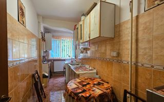Garsoniera mobilata cu loc de parcare - Poză 3
