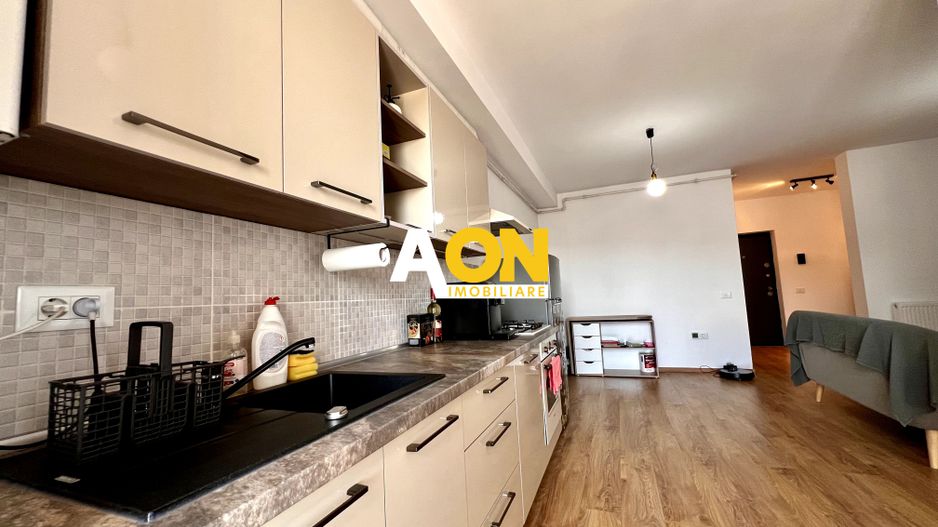 Apartament cu 2 camere, bloc nou, loc de parcare, priveliste deosebita - Poză 4