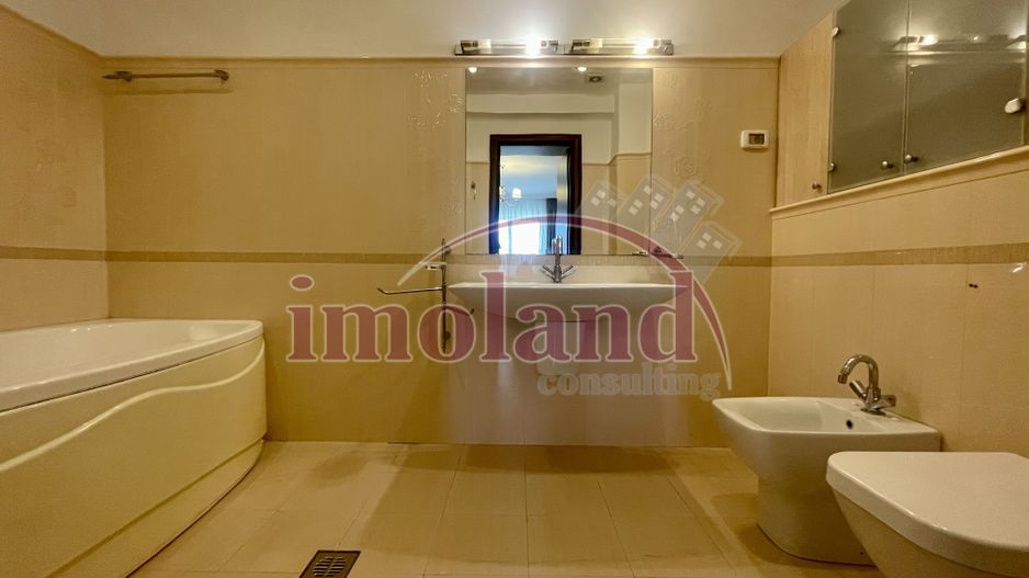 Inchiriere apartament 4 camere 155 mp + 25 mp terase, 2 parcări | Herastrau - Poză 22