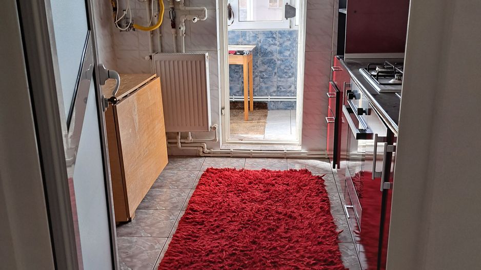 Apartament 2 cam dec, Sid Vest,2 balcoane,mobilat si utilat - Poză 1