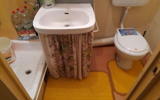 Apartament 4 camere, ultracentral, 90 mp utili, Campina, Prahova - Poză 10