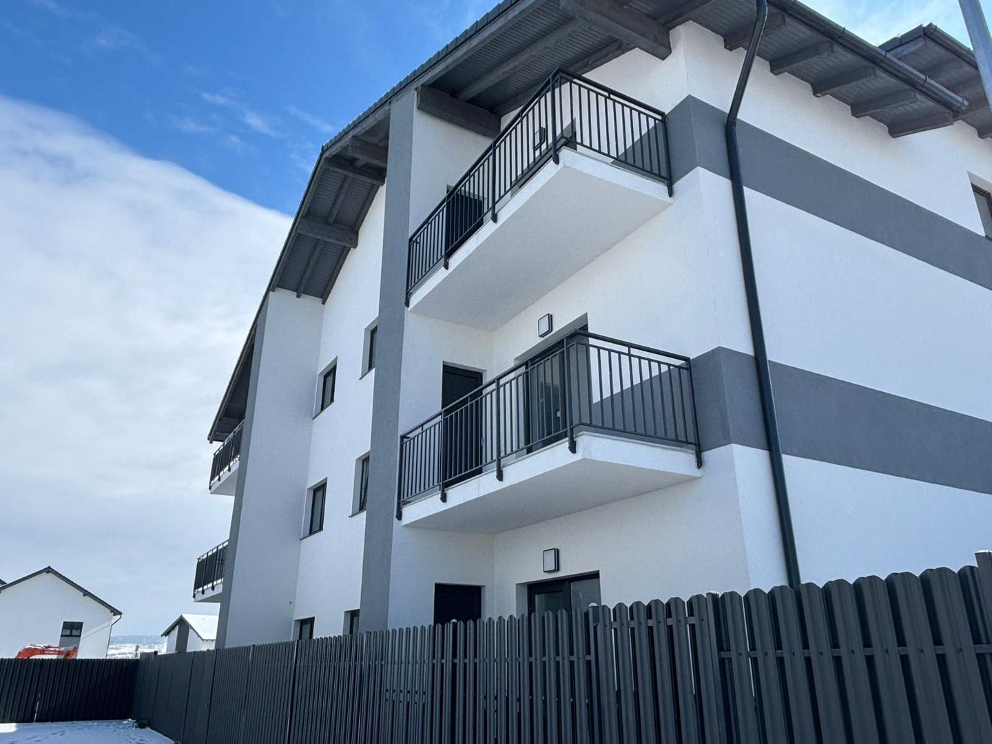 Apartament 3 camere, 2 bai - Zona Unirii, Selimbar - Poză 15