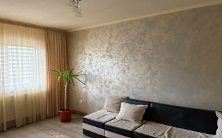 Apartament 3 camere de inchiriat, cartier Tatarasi, etaj 3/4, loc de parcare inclus - Poză 1