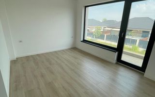 Vilă Individuală 4 camere Tunari - Cartierul Tineretului - Poză 11