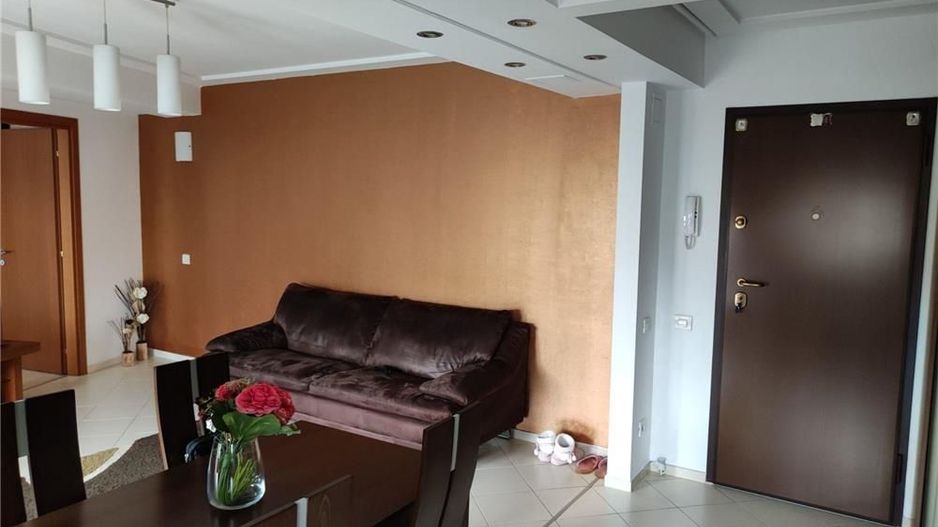 Vanzare Apartament 3 Camere Decebal bloc din 2009 - Poză 4