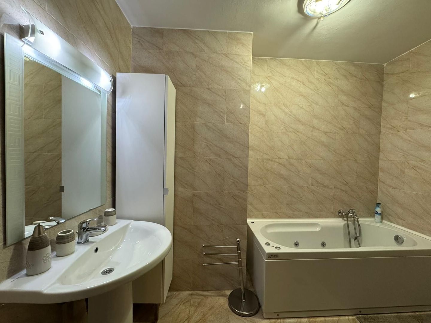 3 camere + LOC DE PARCARE inclus || DOROBANTI - Poză 12