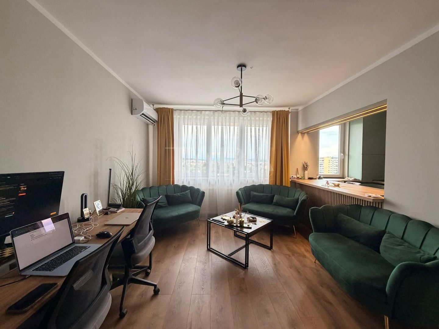Apartament de închiriat în Gheorgheni, zona Transylvania College - Poză 2