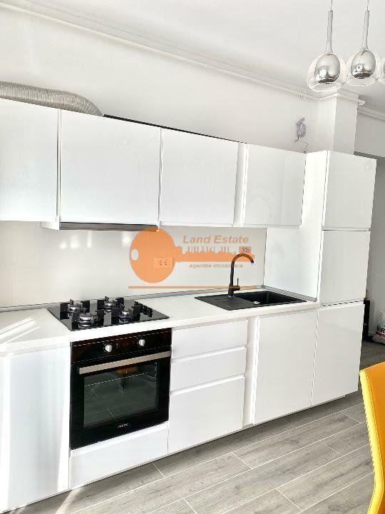 Garsoniera Grozavesti , Centrala propie , Metrou - Poză 10