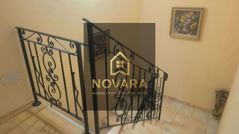 Casa langa Blue Sky cu panouri solare, garaj si terasa mare - Poză 14