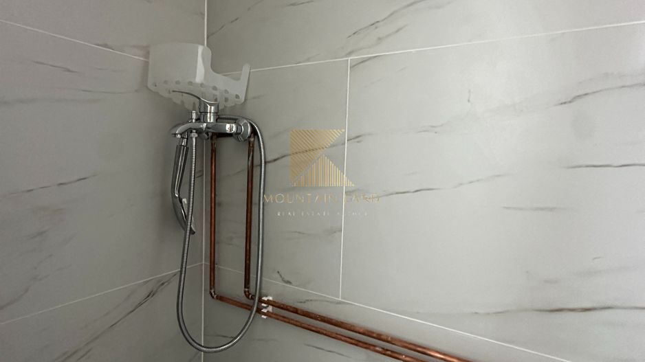Camera cu baie, renovata complet, Str. Serii 2, prima inchiriere - Poză 8