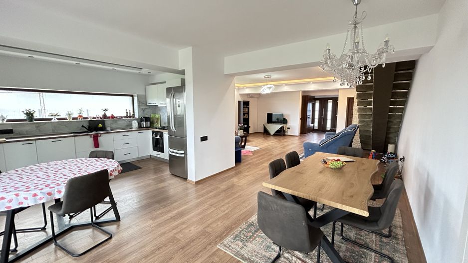 Duplex 10 camere Techirghiol ideal pensiune sau sediu firma - Poză 5