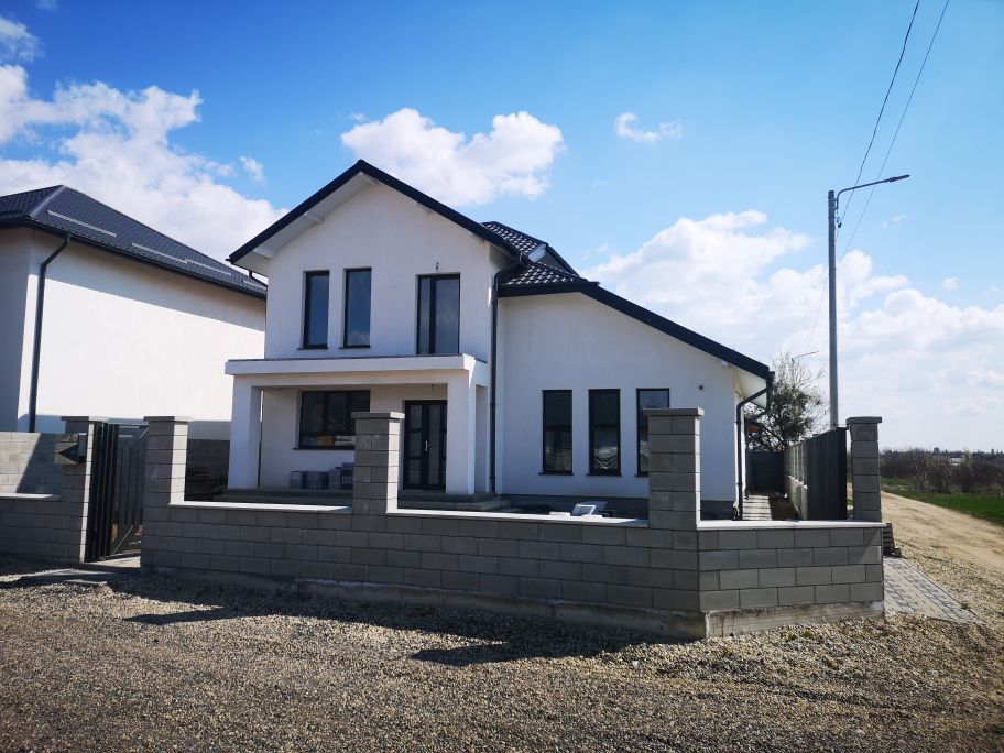 Vila Manastirea Buftea - Poză 1