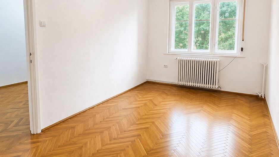 Apartament spațios cu 3 camere, 87 mp utili, 2 garaje, etaj 1 la casă - Poză 6