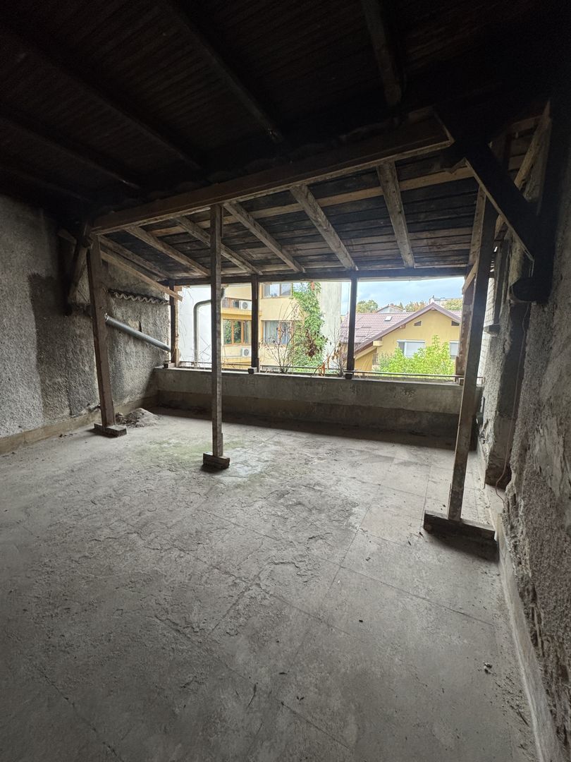 Casa-Curte proprie | Plantelor | - Poză 22