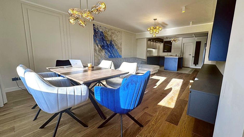 AVIATORILOR, apartament 4 camere Lux, aflat la prima inchirere - Poză 1