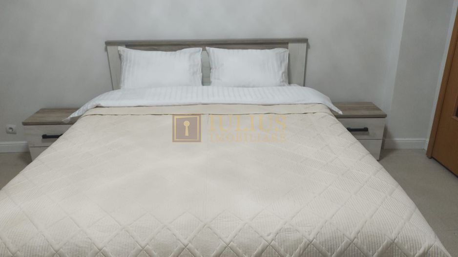 Studio 1C, Zona Lipovei, centrala proprie, disponibil imediat - Poză 1