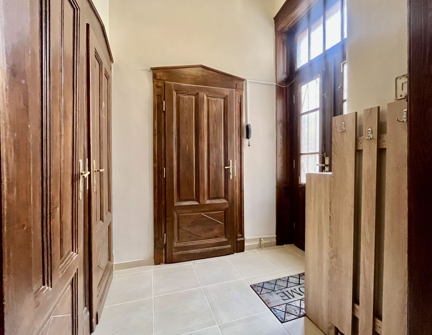 Apartament cu aer nobiliar,  clădire istorică,  zona Unirii - Medicina - Poză 12