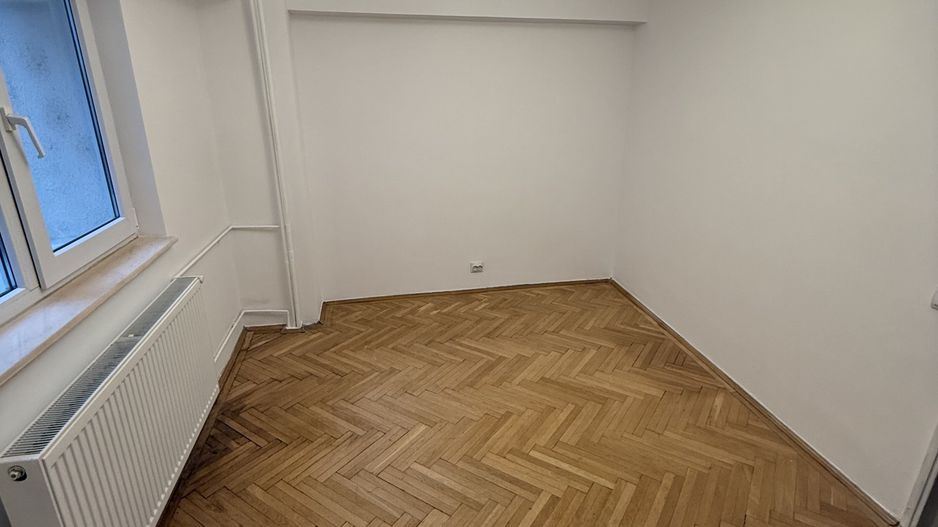 Apartament elegant I Piață Universitatii I 106 MP I 5 minute Metrou - Poză 5