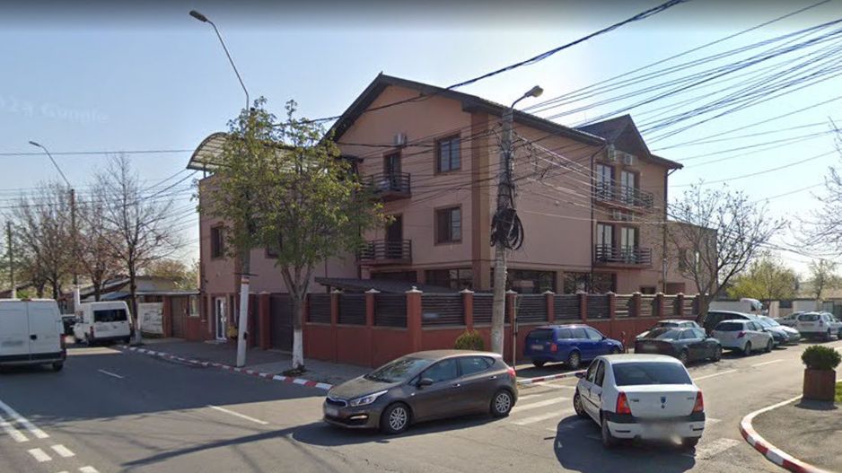 Afacere la cheie! Hotel - restaurant cu peste 40 locuri  cazare - Poză 1