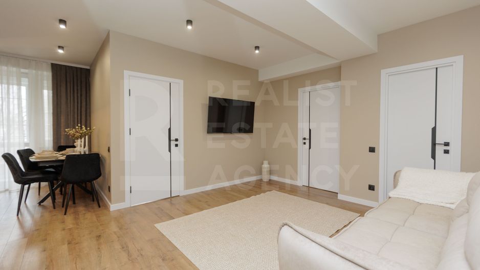 Vânzare, apartament, 2 camere, str. Vasile Lupu, Buiucani - Poză 1