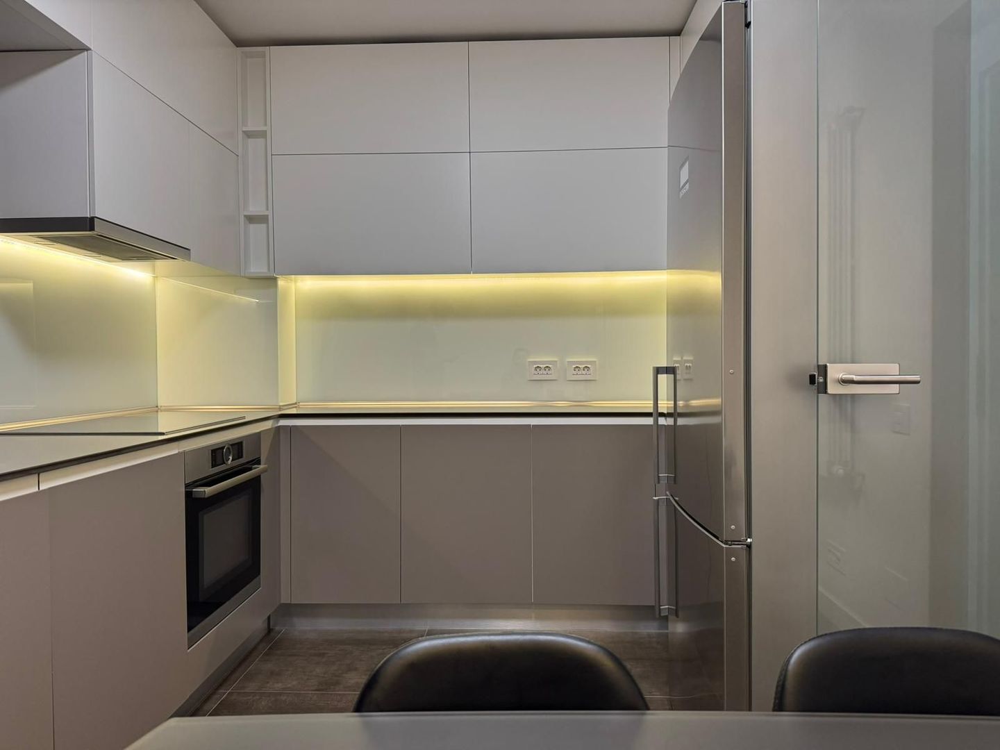 Apartament PREMIUM - 4 camere - 102 mp - anul 2002 - UNIRII / GOGA - Poză 3