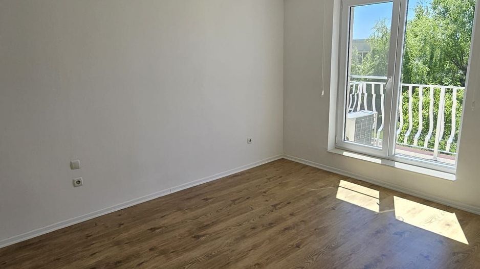 Vila 3 camere in Cosmopolis - Poză 6