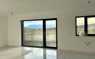 Casă / 2 camere / Codlea / Credit - Poză 3