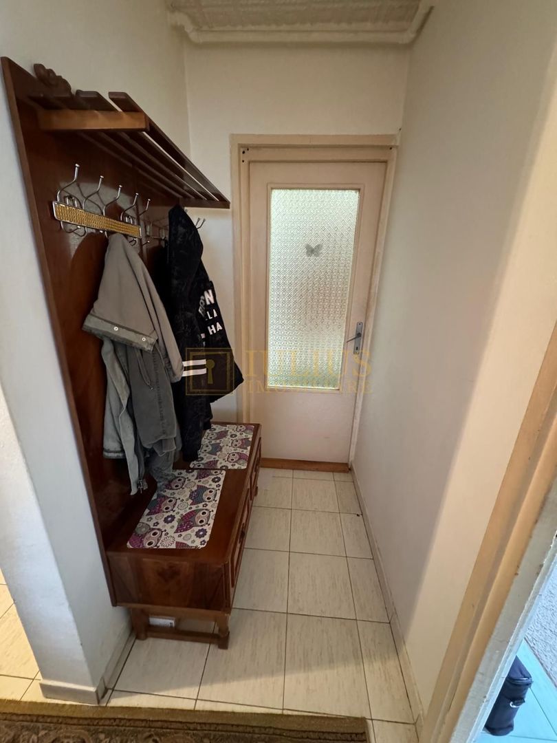 3 camere decomandat, centrala proprie. - Poză 12