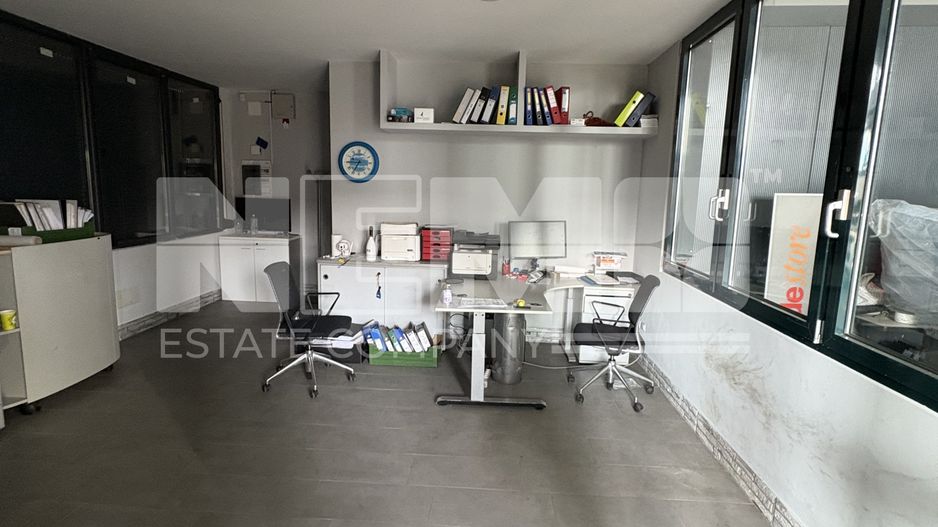 | HALĂ SPAȚIOASĂ | DE ÎNCHIRIAT | FRĂTĂUȚII | JUDEȚUL SUCEAVA | - Poză 11