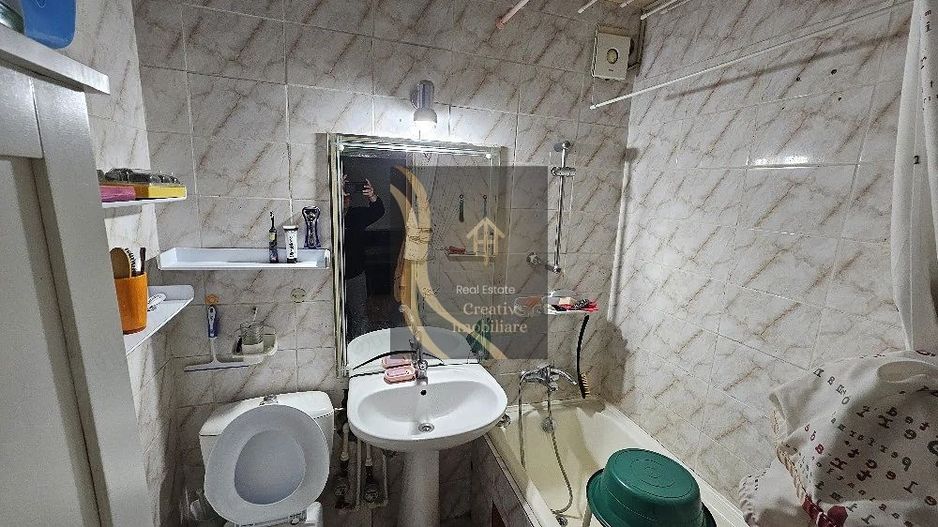 Vând apartament cu 3 camere, 4 4, Antiaeriană - Poză 2
