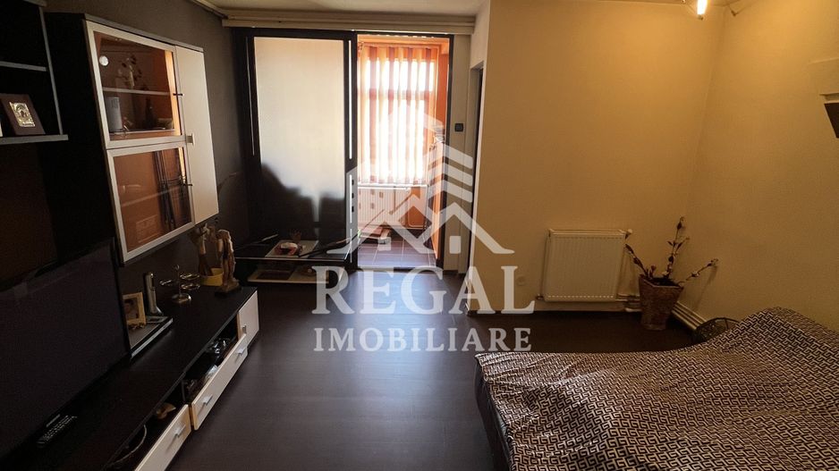 Garsonieră de vânzare – vizavi Supeco - Poză 1