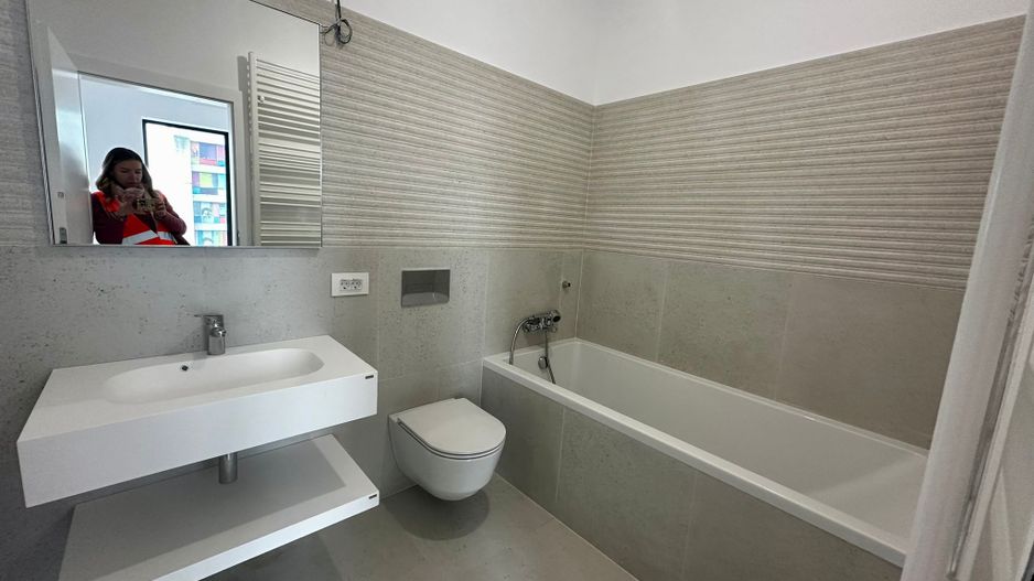 New apartment 2 bedrooms  with underground parking - Poză 18