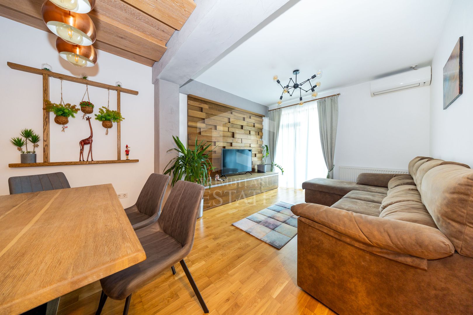 Tractorul Coresi-Apartament 2 camere+parcare subterana - Poză 1