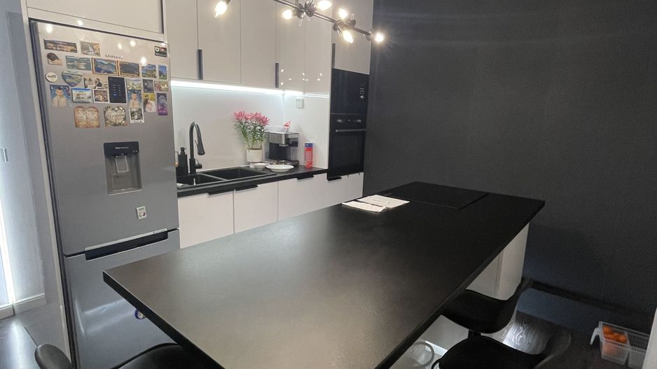 Casa S+P+E+M | 605 mp utili | 10 camere | 3 bucatarii | 4 bai | 3 terase | Garaj - Poză 23