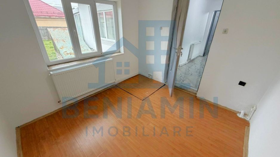Casa 3 camere-Teren 300mp-Centrala termica-Libera-Zona Brestei - Poză 5