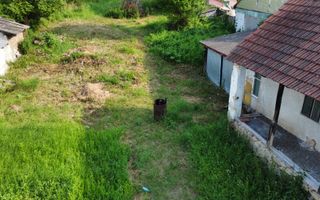 Casă de vânzare cu teren generos – 2.500 mp - Poză 8